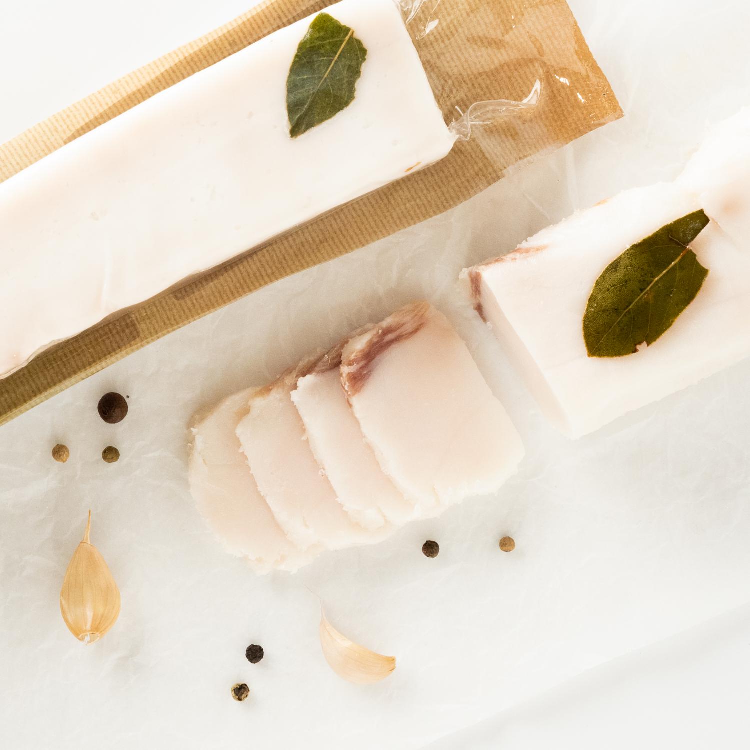 Slanina cu frunze de dafin rgk