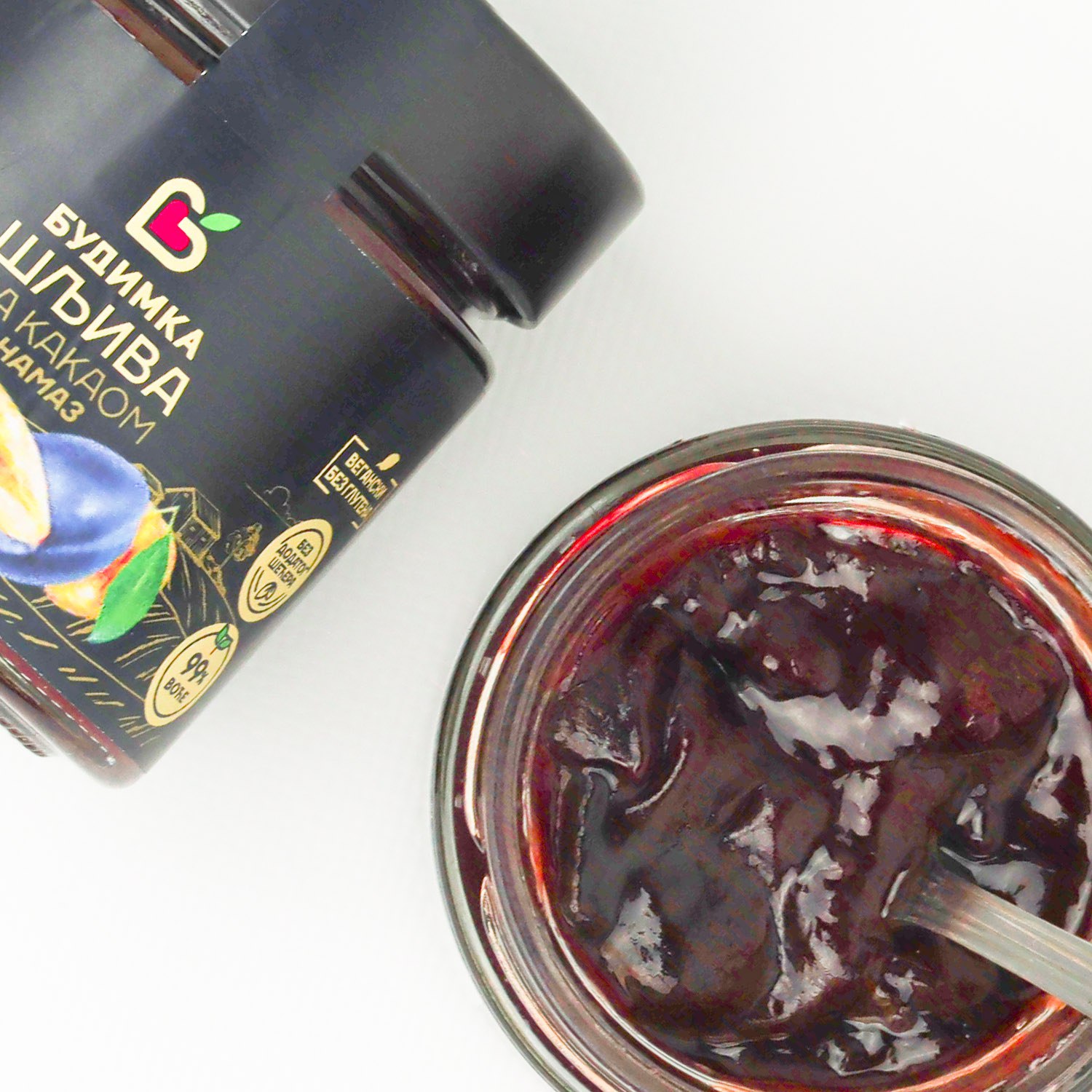 PASTA CU PRUNE SI CACAO SI ADAOS SUC DE STRUGURI ALBI