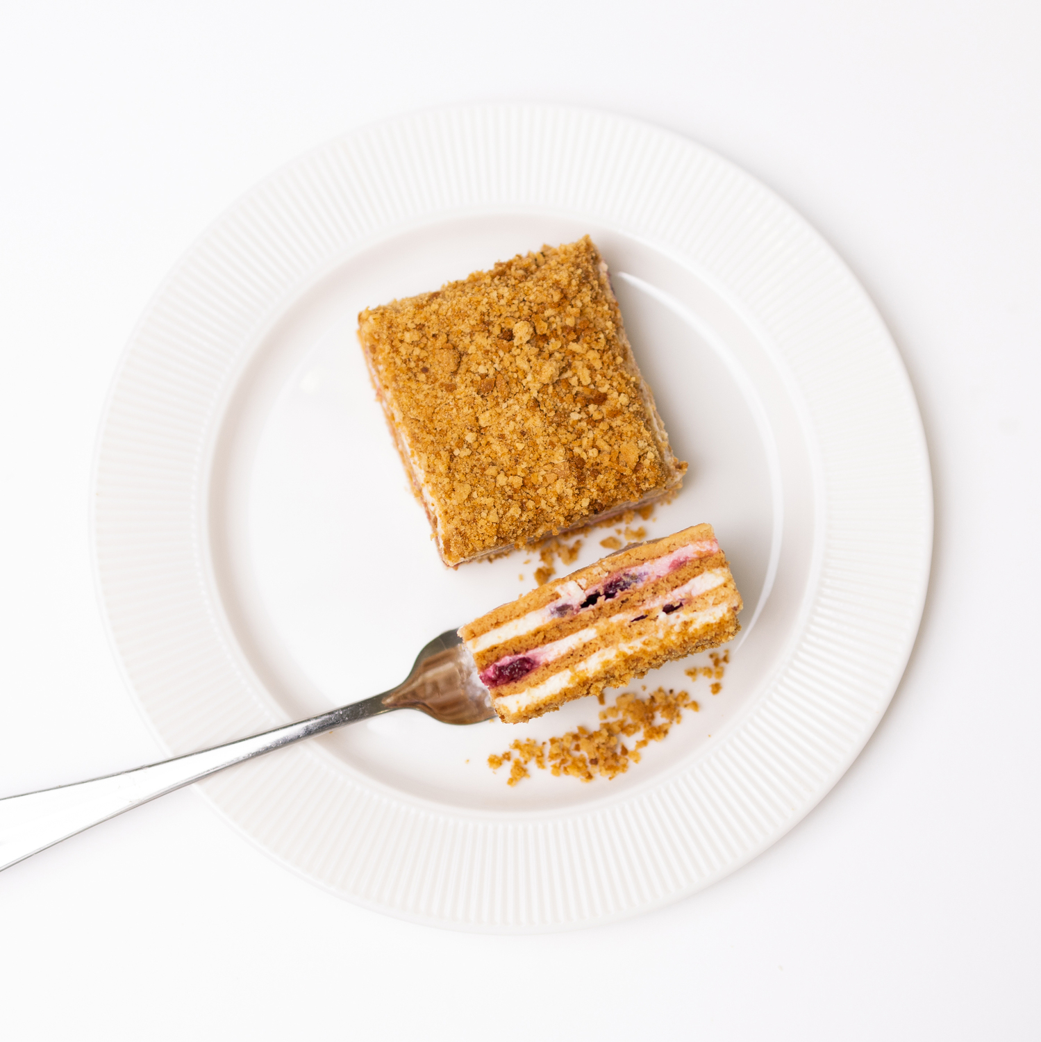 TORT DE MIERE CU VIȘINE 170gr