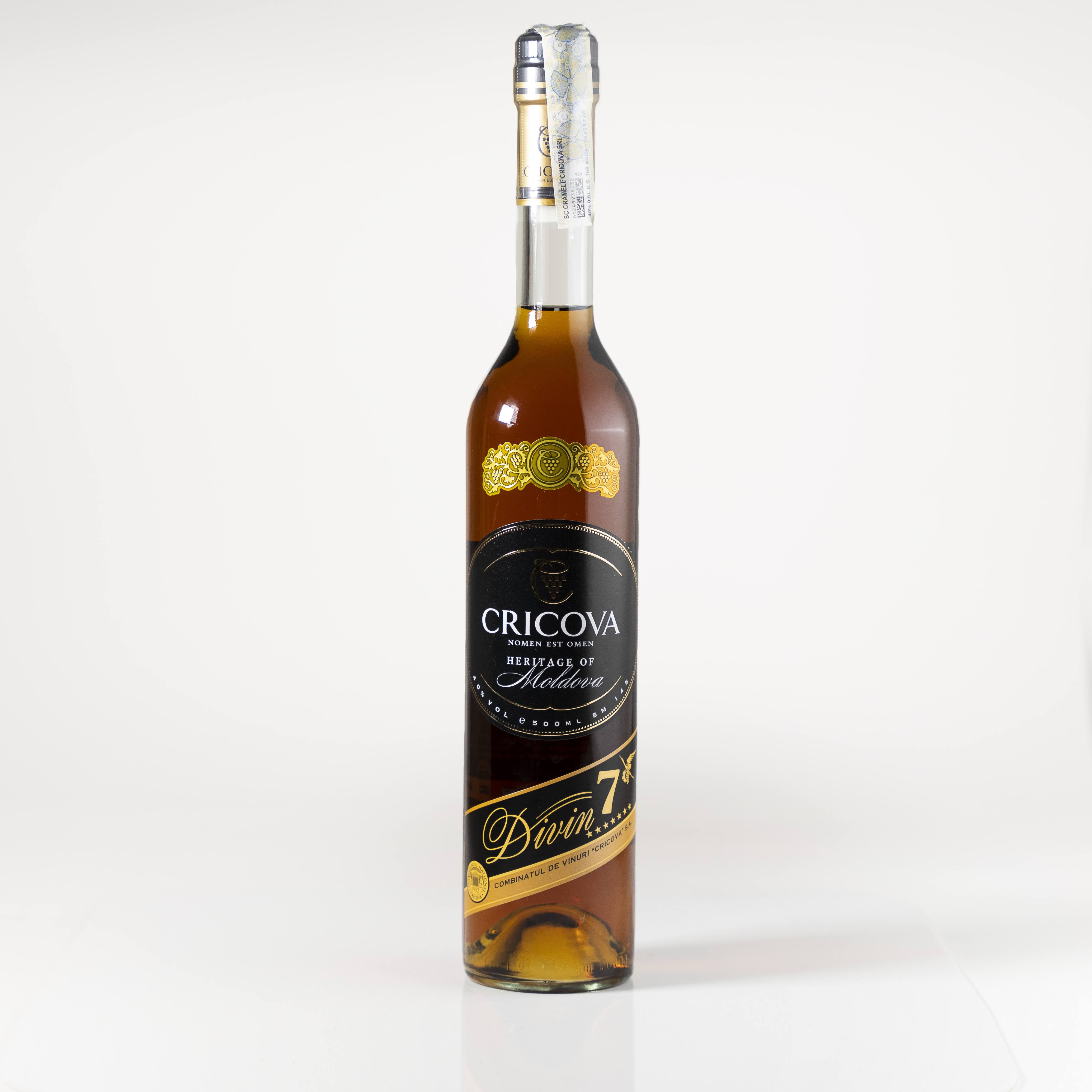 Cricova Divin 7 ani